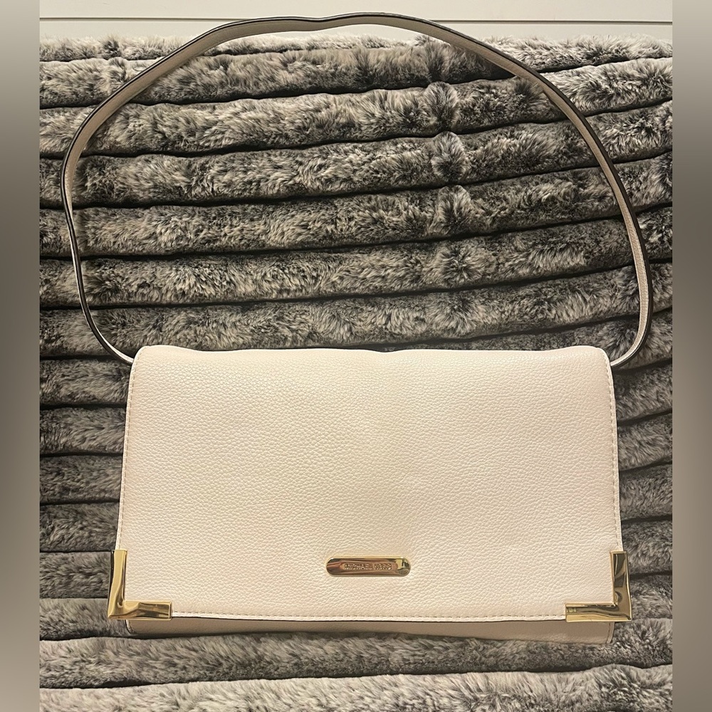 NWT Authentic Michael Kors “Beverly” Genuine Leather Oversized Clutch Bag